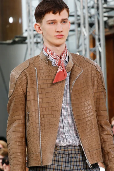 Look 51